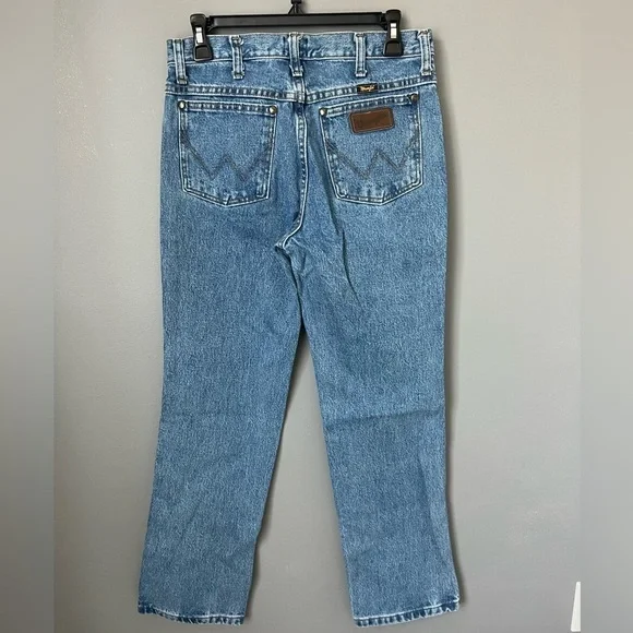 Wrangler Jeans - Picture 3 of 8